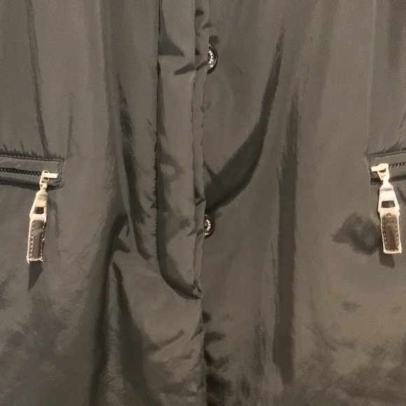 Authentic PRADA Black Synthetic & Fur collar button jacket - Picture 2 of 7